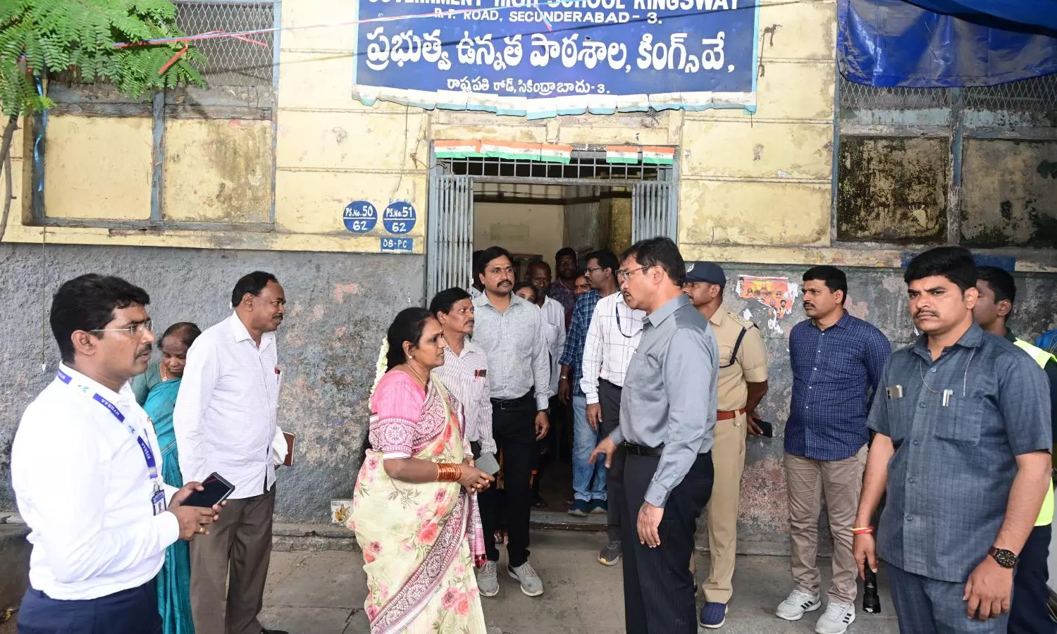 HYDRAA Commissioner Inspected Dilapidated Kingsway Govt School