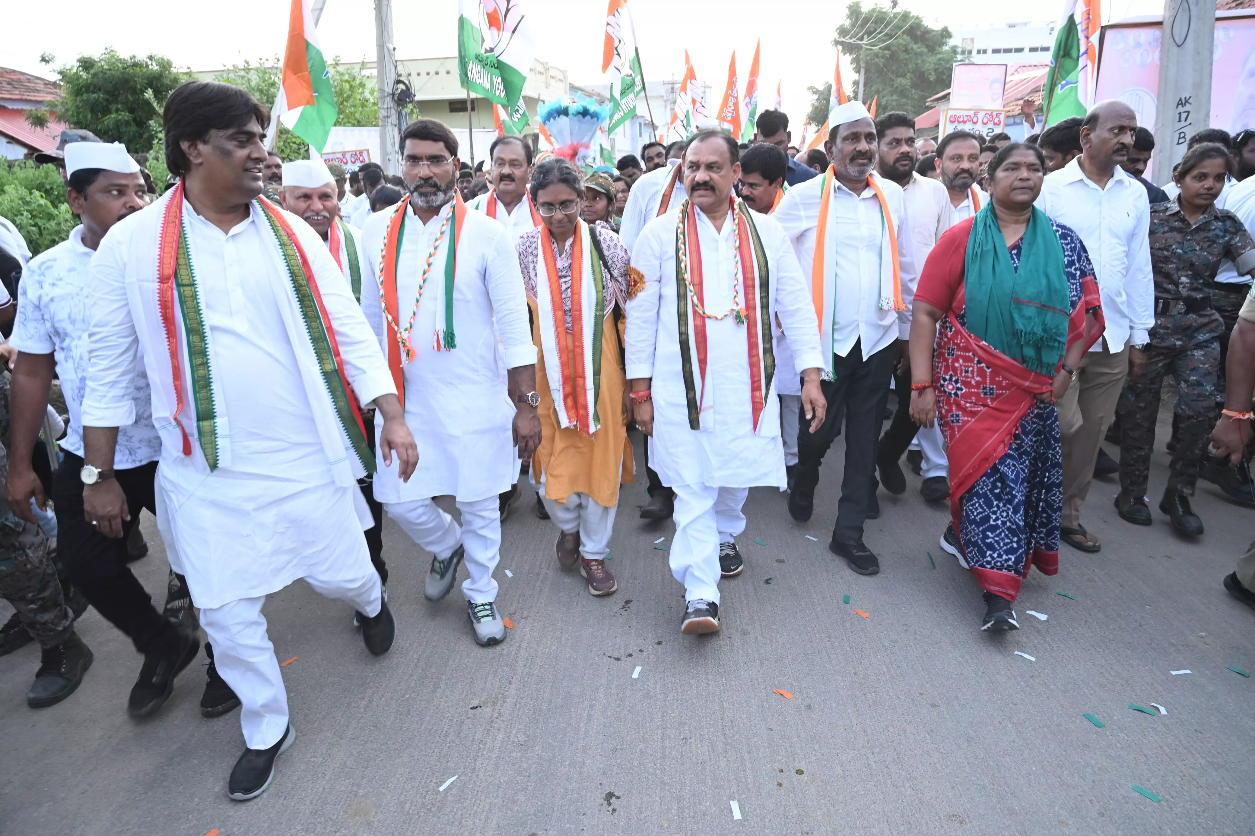 Meenakshi Says Yatra Inspired by Rahul, Sonia