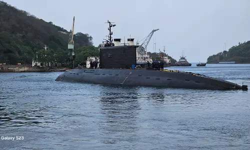 Soviet-Era Sub INS Sindhukirti Rejoins Navy Soviet-Era Sub INS Sindhukirti Rejoins Navy
