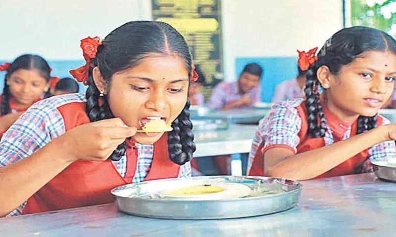 Telangana Schools Switch to Steel Utensils for Student Health