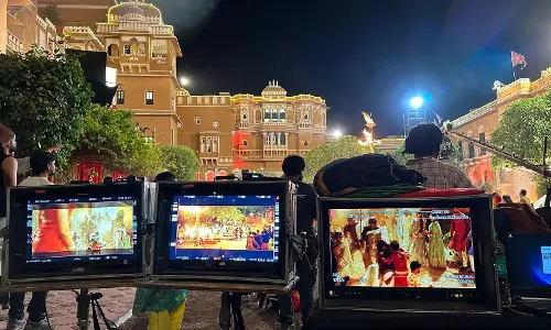 Tollywood Strike: Cine Workers Gherao Film Chamber Premises During Talks Tollywood Strike: Cine Workers Gherao Film Chamber Premises During Talks