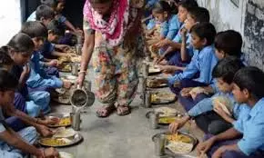 20 Students Fall Ill After Eating Midday Meal