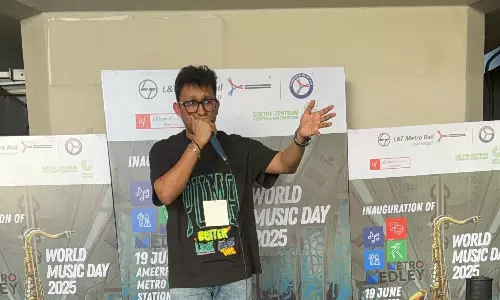 Hyderabad Slowly Adapts To Busking Hyderabad Slowly Adapts To Busking