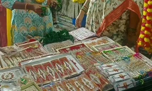 Visakhapatnam Markets Buzz With Rakhi Purnima Spirit