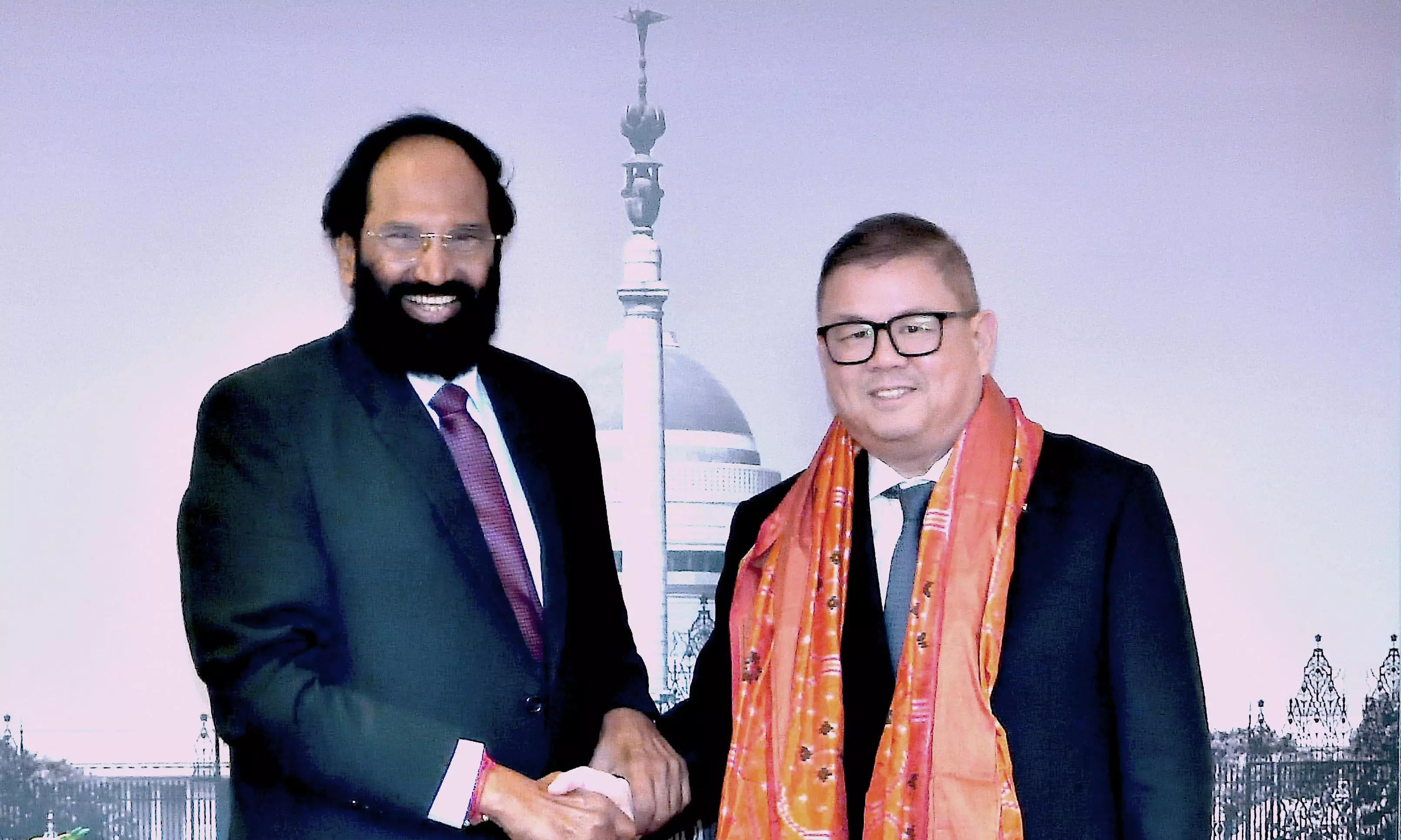 Uttam Meets Philippines Agri Minister, Proposes to Export TG Paddy