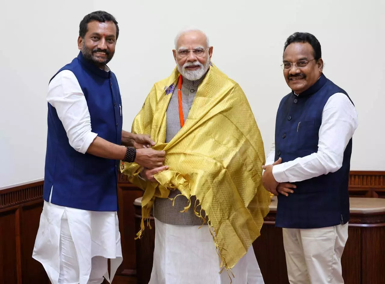 Golden Shawl With ‘Operation Sindoor’ Portrait Presented PM