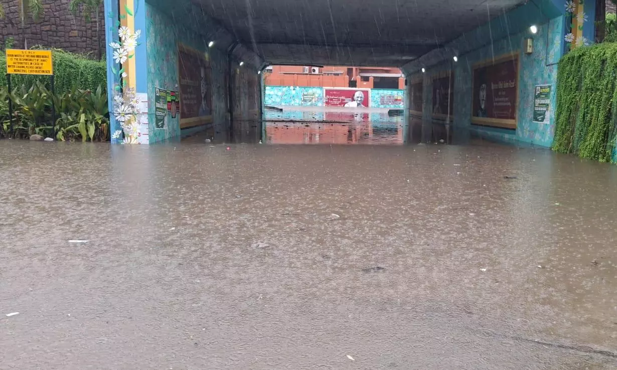 Heavy Rain Lashes Nizamabad Town