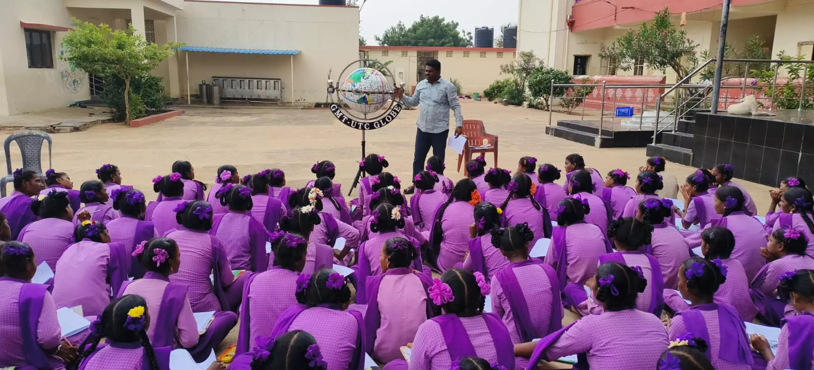 Lighting the Spark: Nellores Mobile Science Subrahmanyam