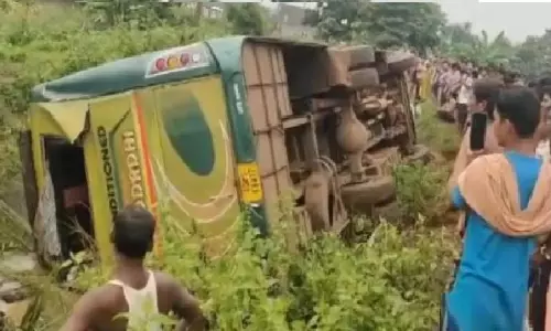 Over 20 Injured as Passenger Bus Overturns in Odisha’s Dhenkanal