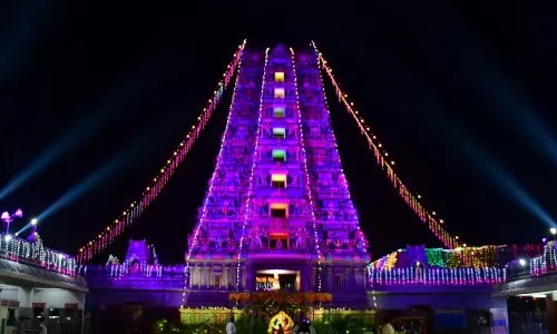 Durga Temple Swarmed By Devotees For Varalakshmi Vratam Durga Temple Swarmed By Devotees For Varalakshmi Vratam