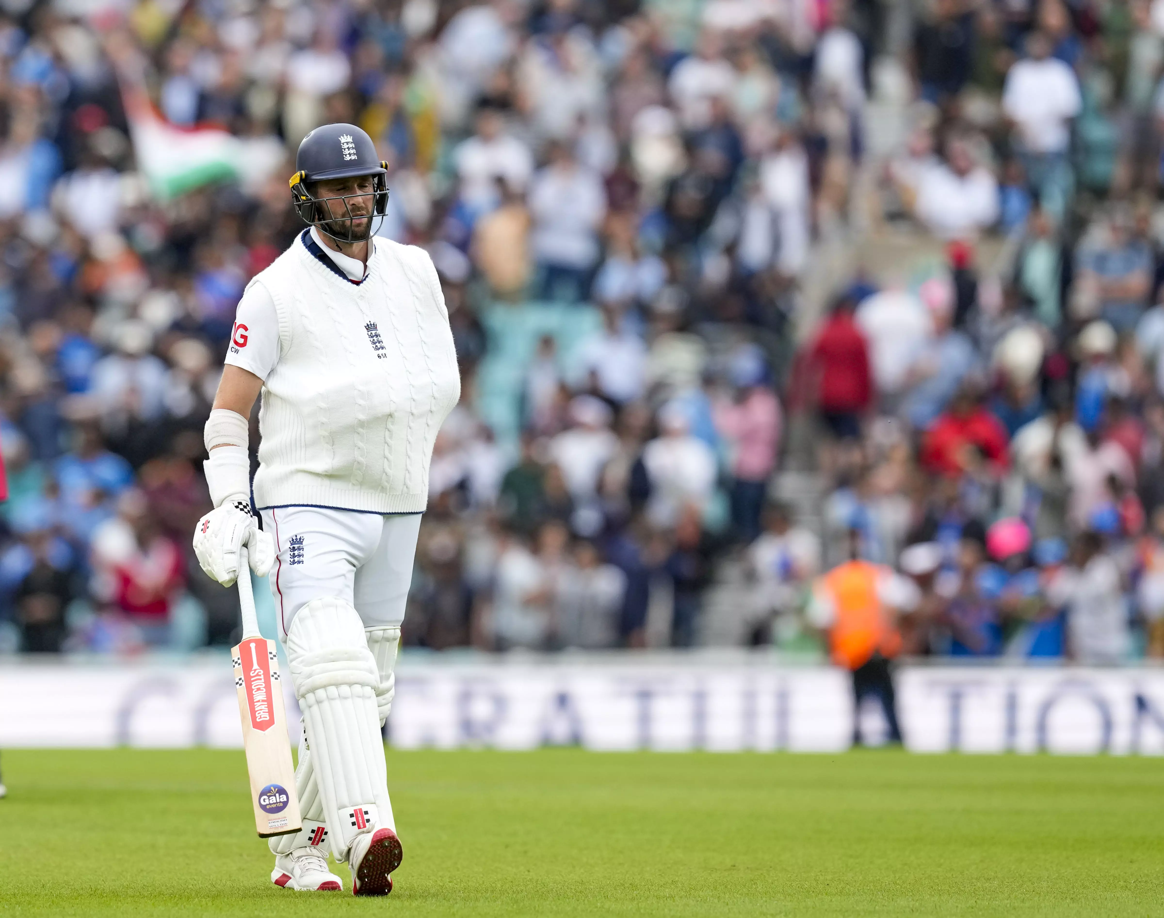 Surgery or Rehab: This is What Woakes May Do to be Fit for Ashes!