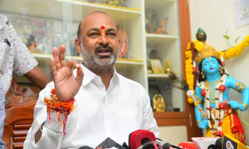 Congress, BRS Shielding Each Other’s Graft: Bandi Sanjay Congress, BRS Shielding Each Other’s Graft: Bandi Sanjay