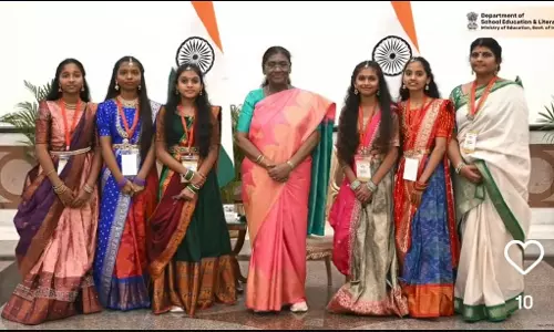 Blind Students from Telangana Tie First Rakhi to President