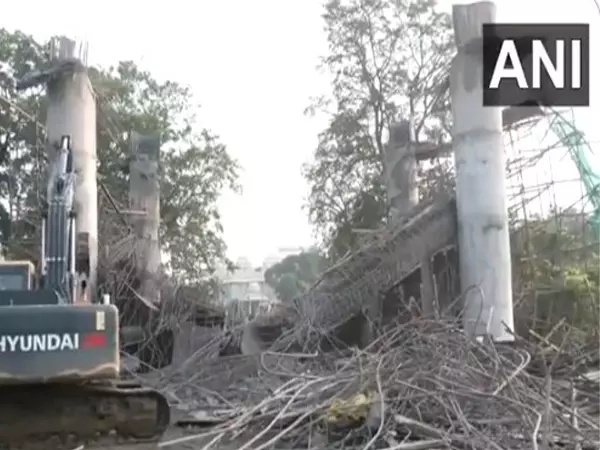 Nagpur: Several Workers Injured as Gate Under Construction Collapses