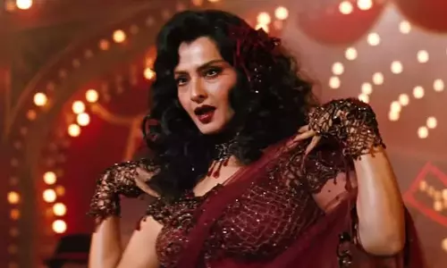 ‘Kaisi Paheli’ Stood Out for Its Rare Composition, Unusual Poetry: Rekha