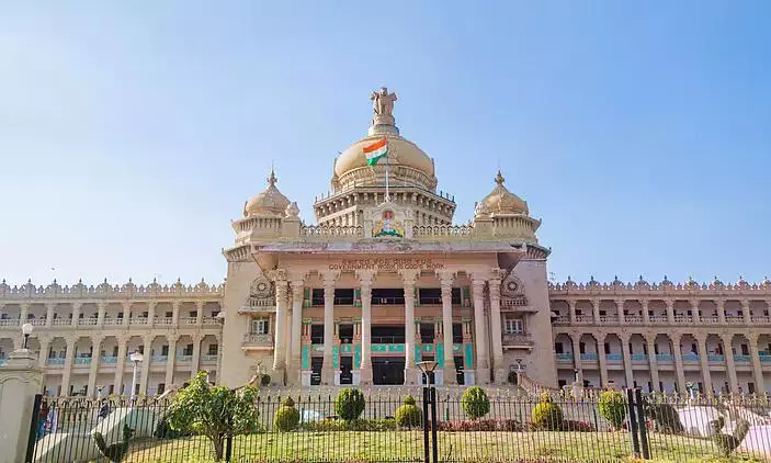 Karnataka Assembly Approves Revocation of Suspension of 18 BJP MLAs