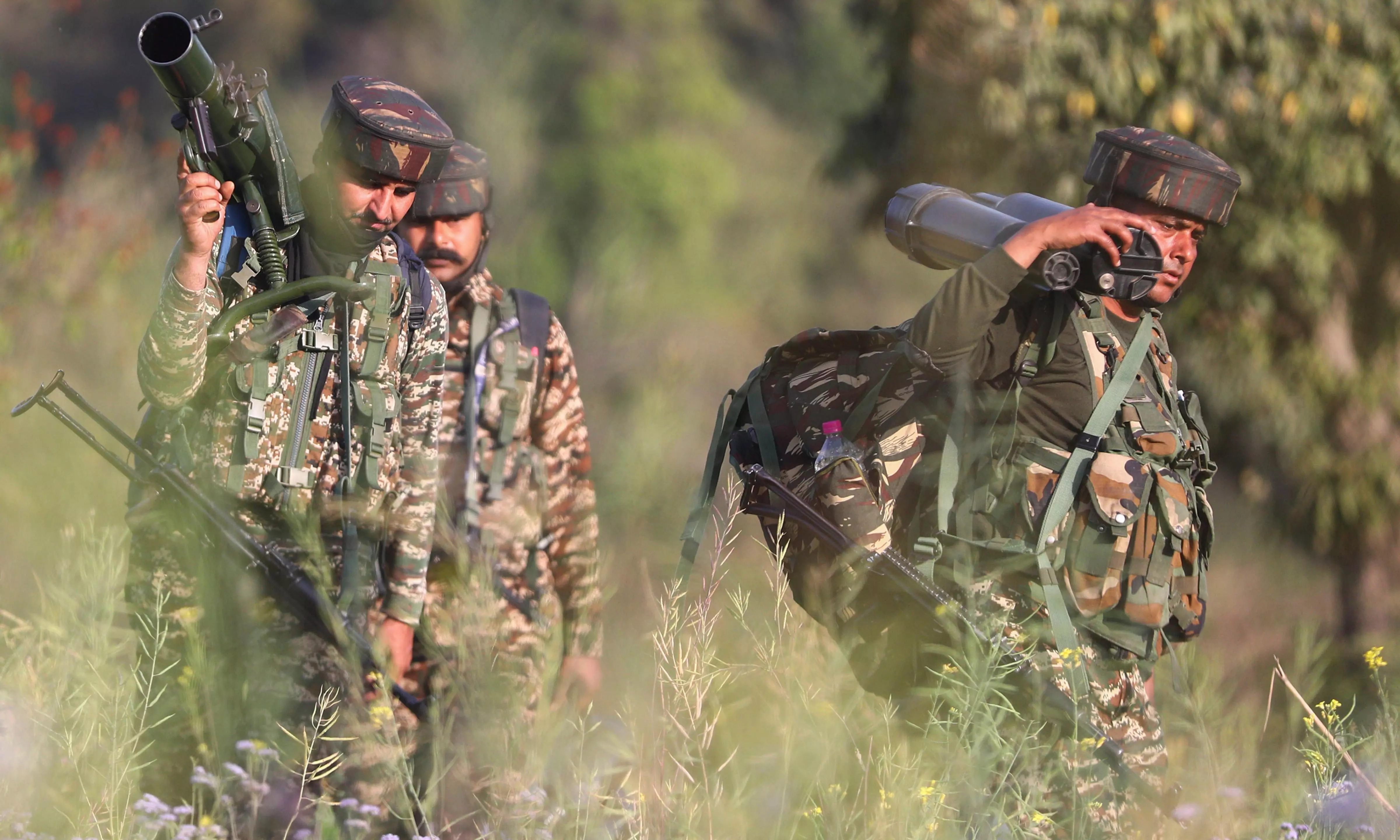 Pakistani Intruder Arrested by BSF Troops at International Border in J&Ks Kathua Pakistani Intruder Arrested by BSF Troops at International Border in J&Ks Kathua