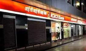 RBI Gov Reacts On ICICI Bank’s Minimum Balance Hike, Says Banks Free To Decide