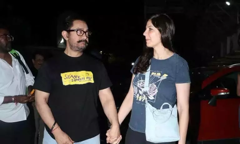 Aamir chooses calm over controversy