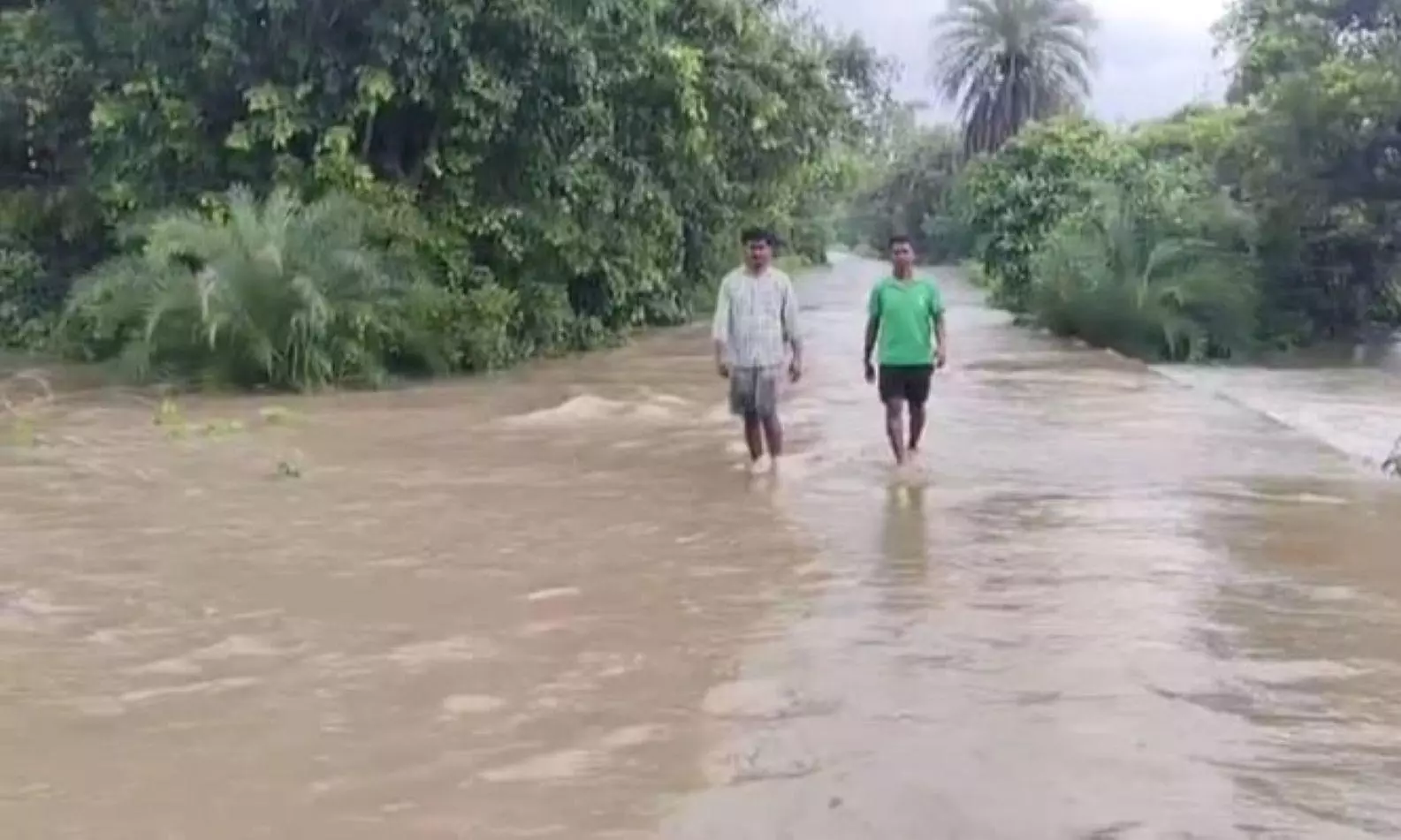 Heavy Flooding Disrupts Travel Across Warangal