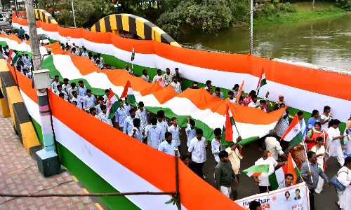 Tirupati Celebrates ‘Har Ghar Tiranga’ with Giant Tricolour