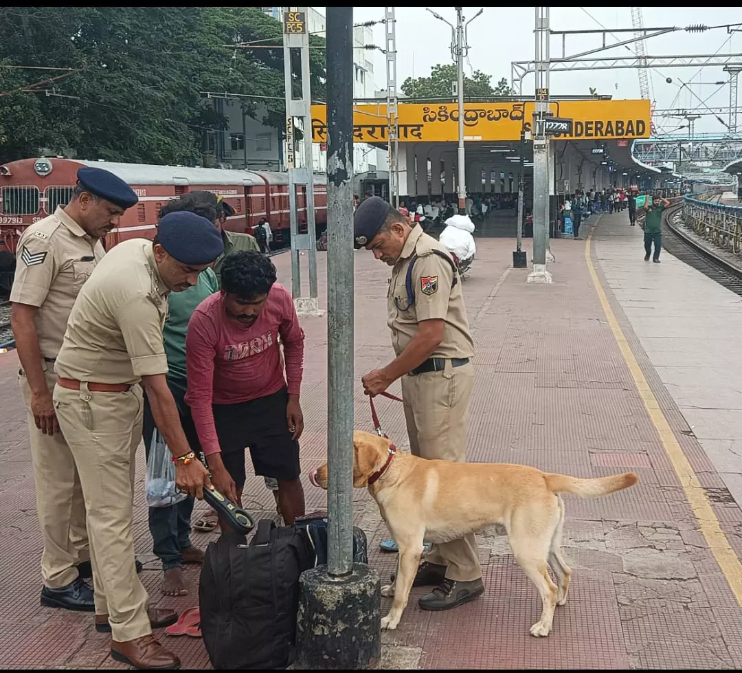 RPF, GRP Conduct Security Checks At Secunderabad Station RPF, GRP Conduct Security Checks At Secunderabad Station