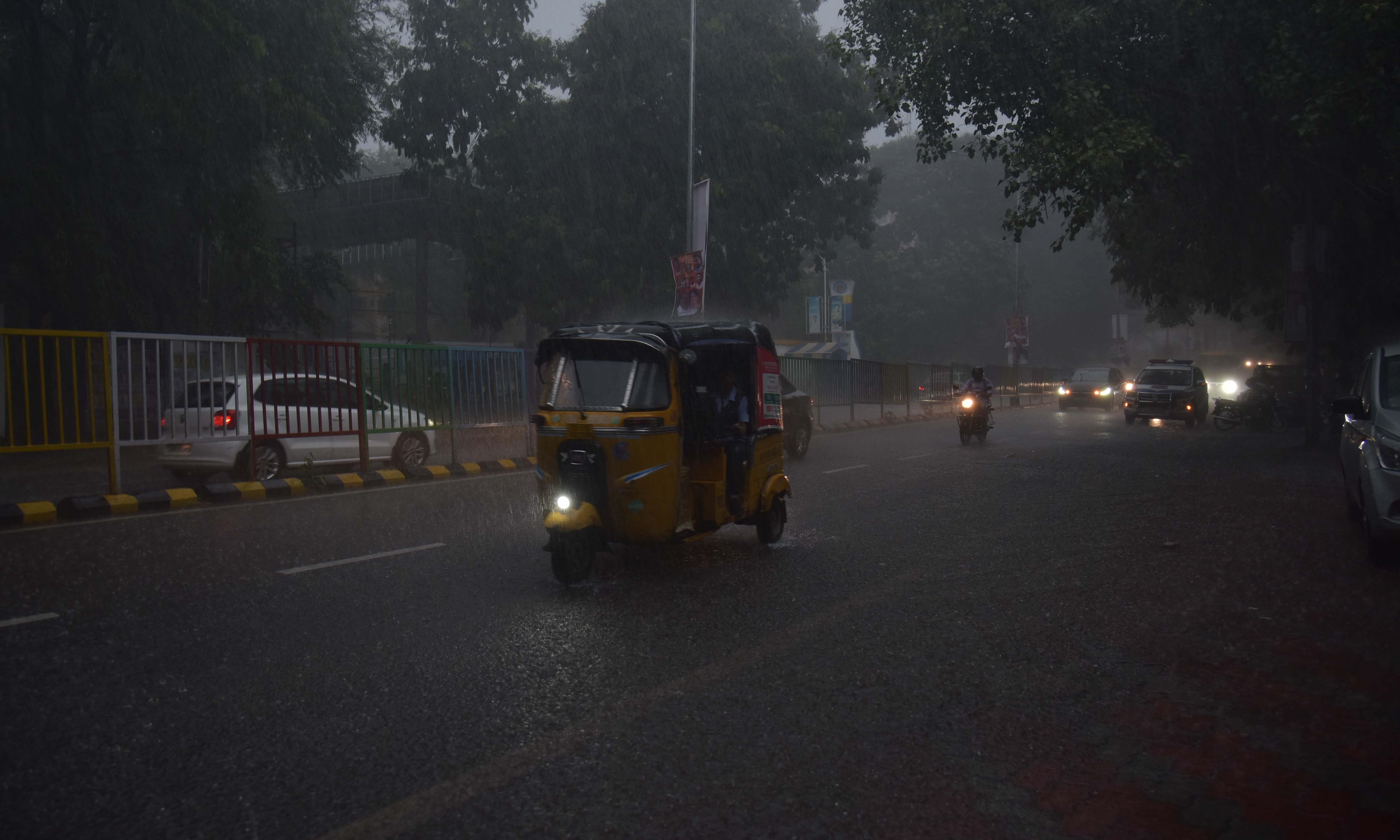 Delhi Faces Heavy Rain, IMD Issues Red Alert