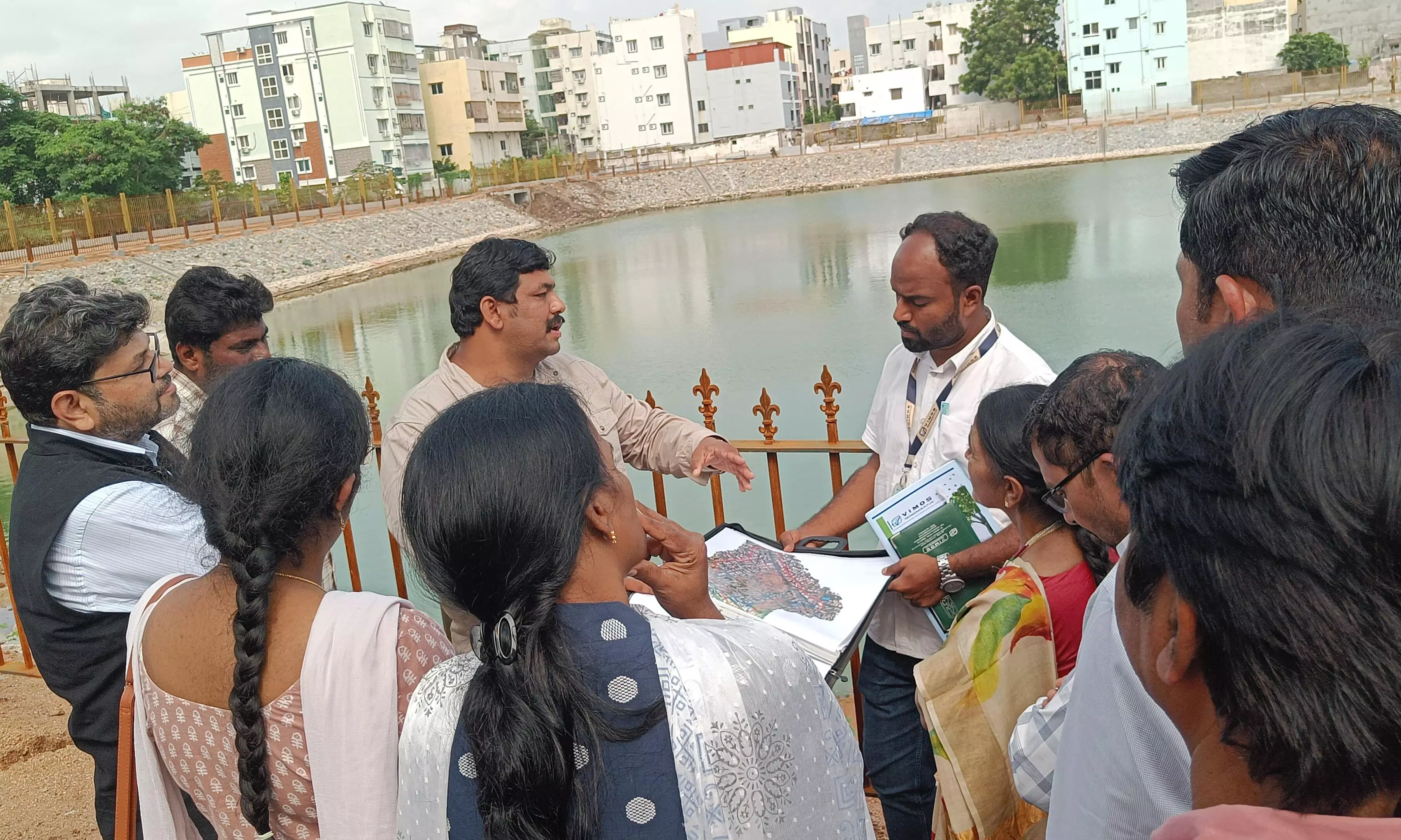Delhi Municipal Officials Study Hyderabads Lake Restoration Work