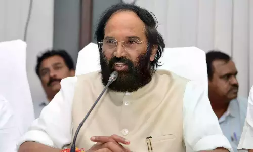 Uttam Puts Officials On Alert  At Irrigation Projects Over Heavy Rains