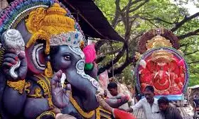 Vinayaka Chaviti: Plaster Of Paris Ganesha Idols Raise Environmental Concern Vinayaka Chaviti: Plaster Of Paris Ganesha Idols Raise Environmental Concern