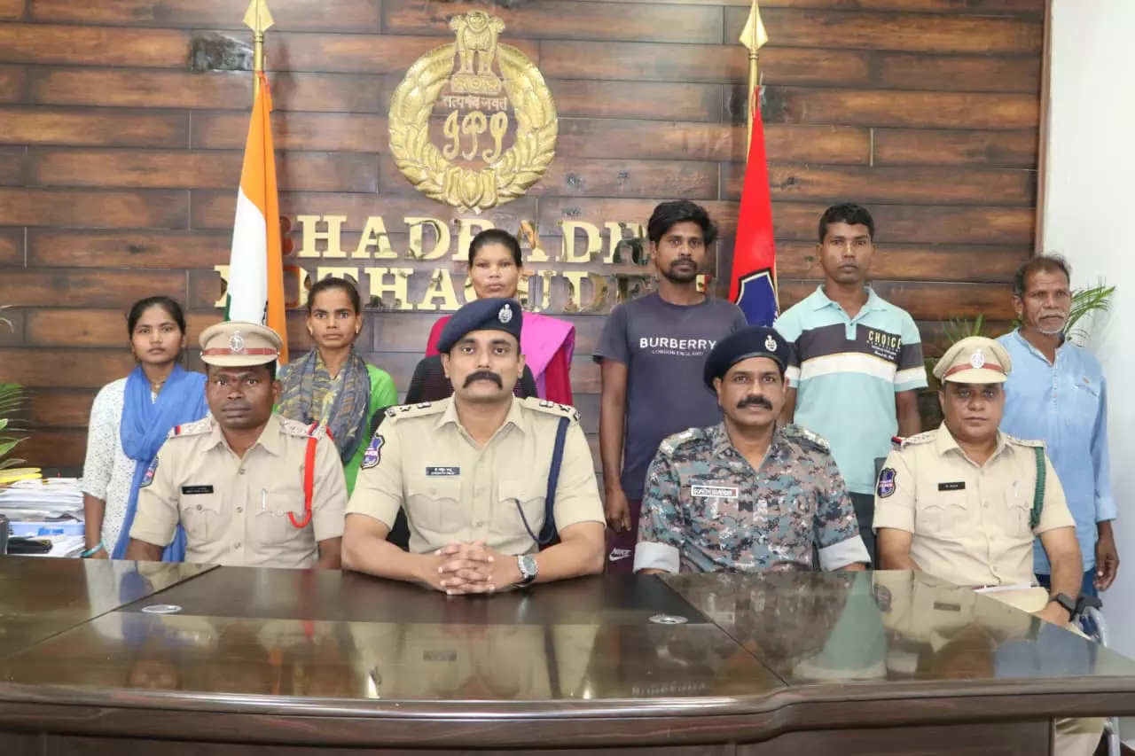 6 Maoists Surrendered Before Bhadradri Kothagudem Police
