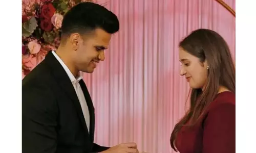 Arjun Tendulkar Engaged to Saaniya Chandok