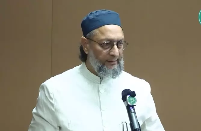 Modi’s Praise for RSS an Insult to Freedom Struggle, Says Owaisi