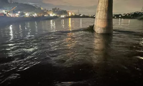 Moosarambagh Bridge Remains Shut