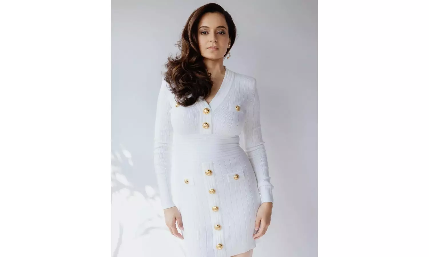 Kangana vs Modern Love: Who Defines Indian Culture? Kangana vs Modern Love: Who Defines Indian Culture?