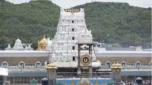 TTD Chief Offers Srivari Sare To Thiruttani Temple
