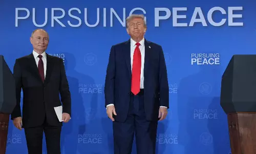 Trump and Putin End Summit Without Ukraine Deal