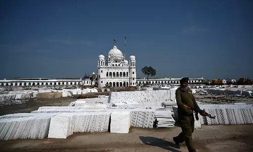 Akal Takht Jathedar Calls for Reopening of Kartarpur Corridor