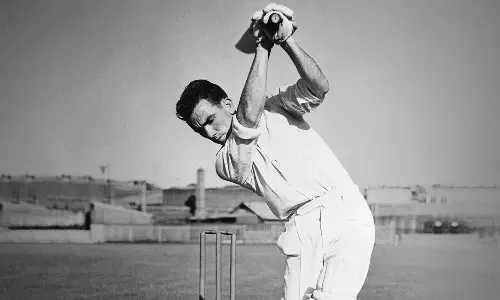 Allan Border Hails Bob Simpson Following His Demise