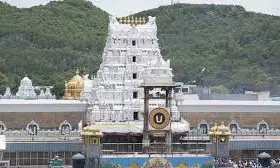TTD Chief Offers Srivari Sare To Thiruttani Temple TTD Chief Offers Srivari Sare To Thiruttani Temple