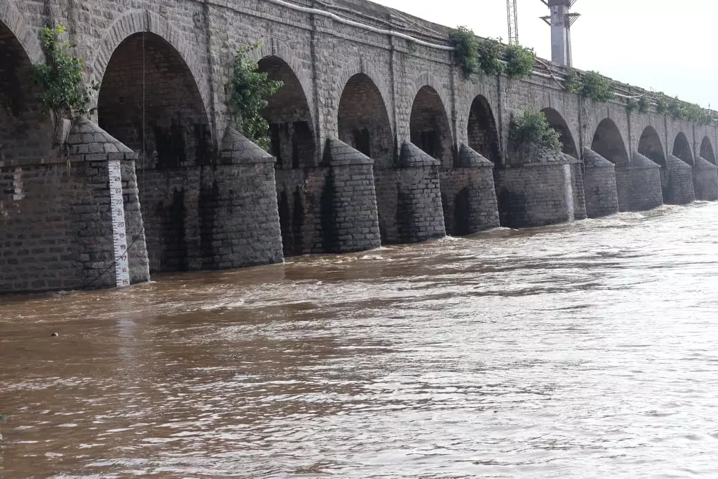 Munneru Water Level Rises, Officials On High Alert
