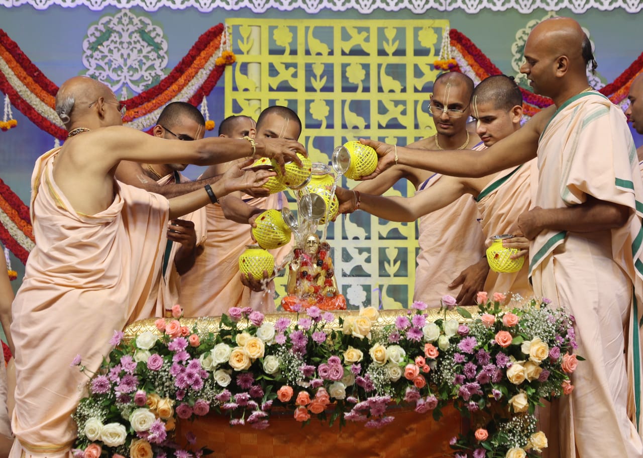 Hyderabad Devotees Celebrate Iskcon Founder's Birthday