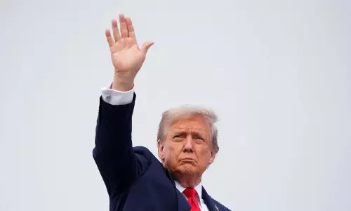 Trump Drops Ukraine Ceasefire Demand