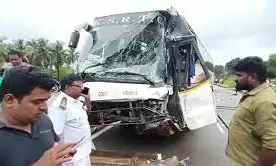Two killed, 12 injured as KSRTC bus hits stationary lorry in Ballari