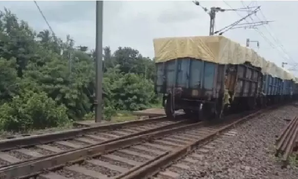 Rare Railway Scene: 7 Wagons Detach From Goods Train In Odisha
