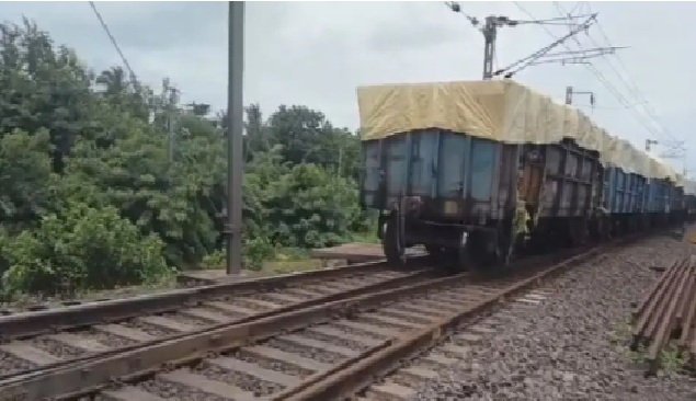 Train Wagons Detach in Odisha: Prompt Action Prevents Disaster