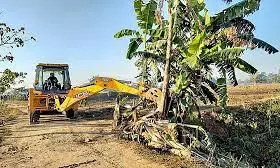 Encroachments Choke Roads Around Nellore Veg Market
