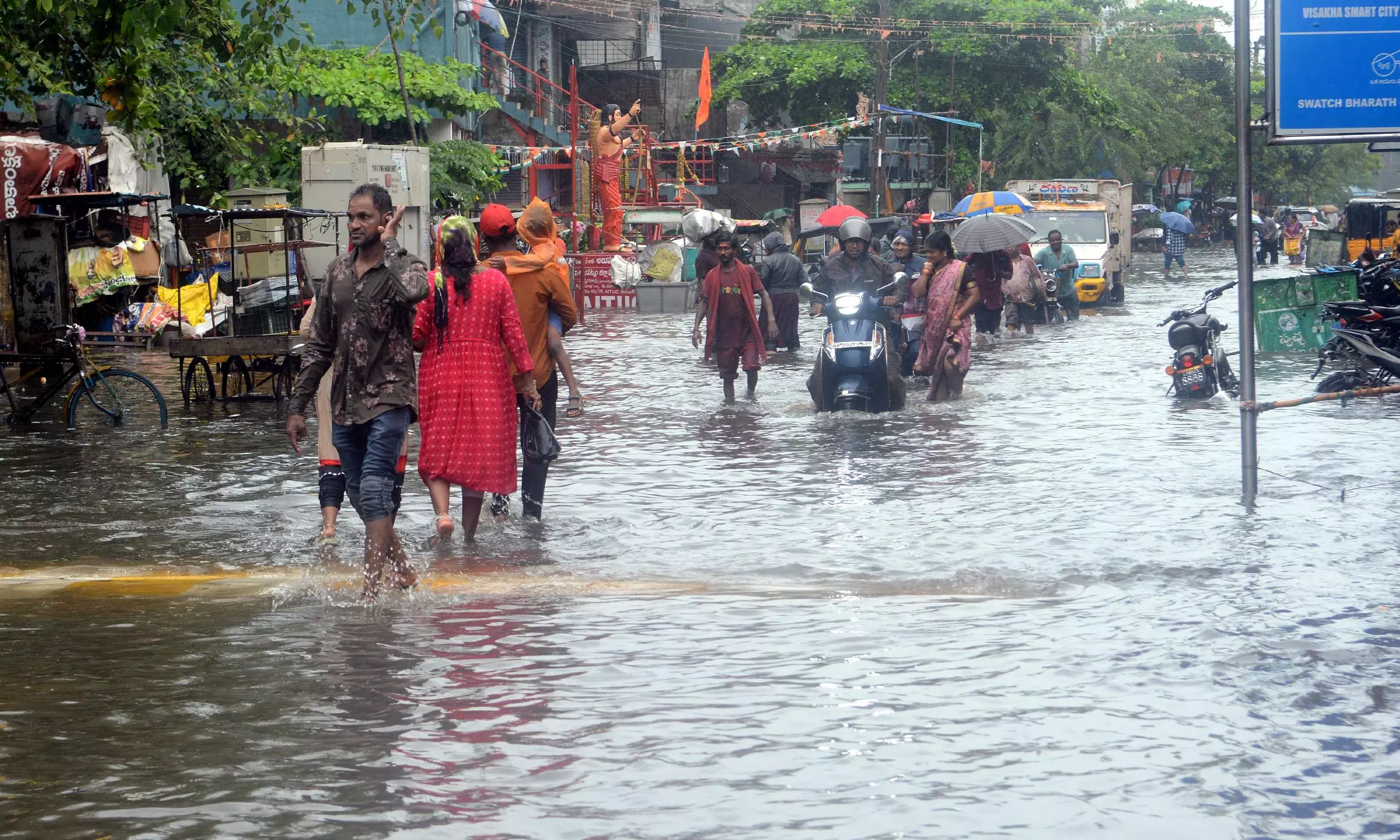 Heavy Rains Lash Telangana Districts