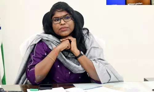 Godavari Districts Experience Intermittent Rains