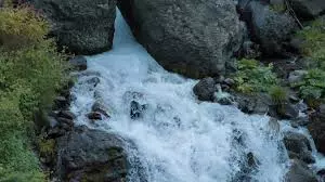 Krishna, Godavari Rivers Receiving Heavy Floodwater Inflows In Andhra